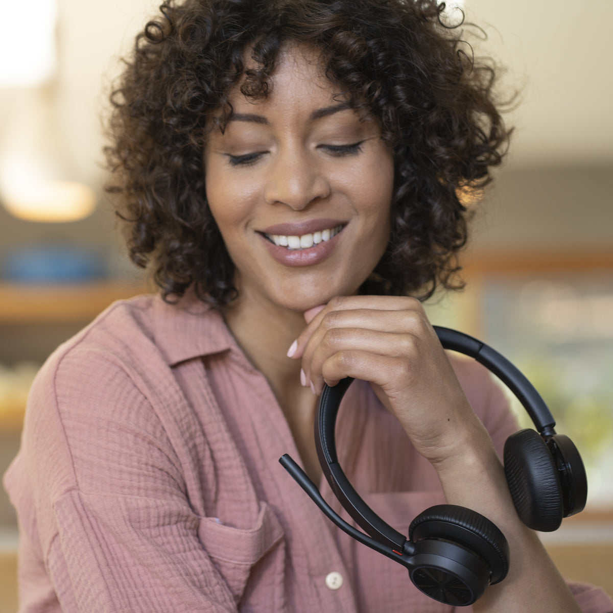 HP Inc. Poly Voyager 4320 USB-C Headset +BT700 dongle